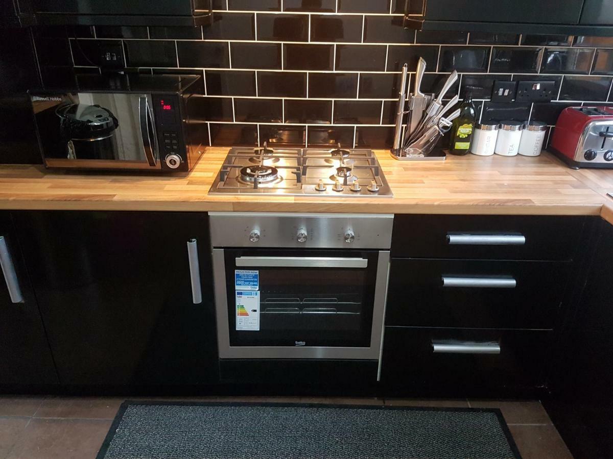 Acacia House Apartment Manchester Bagian luar foto